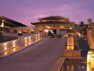 Stay in Phuket at the JW Marriott