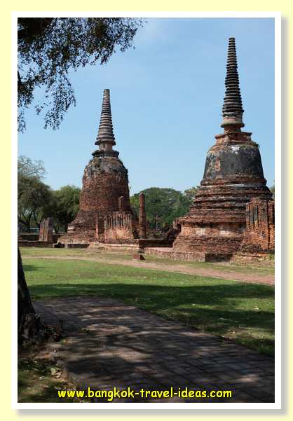 Historic temple ruins in Ayutthaya Ayutthaya-trip-bangkok-09