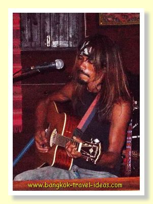 Reggae solo in Koh Chang Reggae solo in Koh Chang