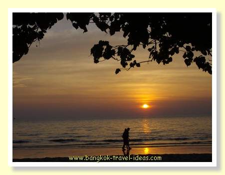 Thailand beach photo with sunset over the ocean Thailand beach photo with sunset over the ocean