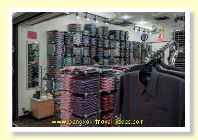 Bangkok shirt shopping success in Pratunam Bangkok shirt shopping success in Pratunam