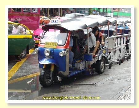 Bangkok tuk tuk opposite Platinum Fashion mall in Pratunam