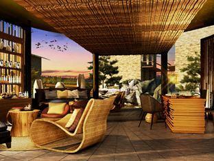 Centara Grand Resort Mirage Beach Hotel relaxation area