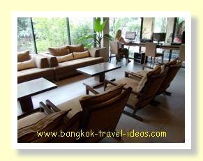 Internet area at the Cottage Suvarnabhumi Airport hotel  Internet area at the Cottage Suvarnabhumi Airport hotel