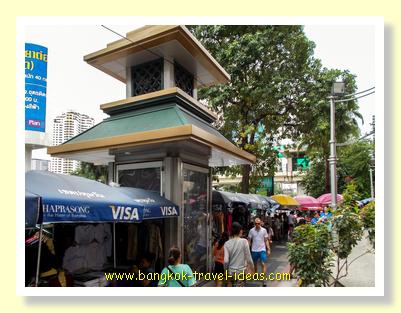 Street at Ratchaprasong