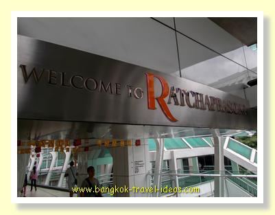 Welcome to Ratchaprasong skywalk