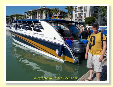 Boat to visit James Bond Island