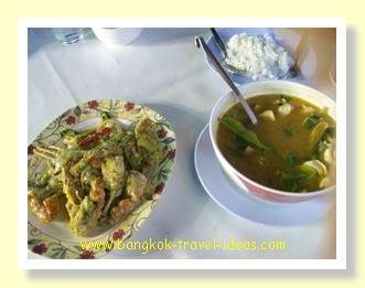 Thai seafood at the Hua Hin nightmarket