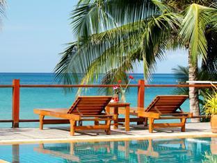 Koh Kood is one of the many Bangkok Islands that make a great honeymoon destination