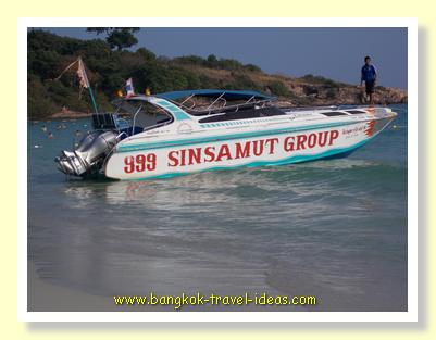 Koh Samet speedboat on Sai Kaew Beach