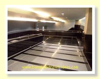 Three big ramps to roll your suitcases down Three big ramps to roll your suitcases down