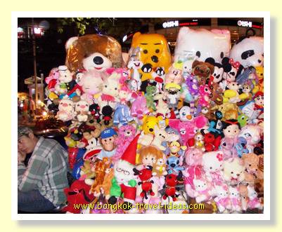 Pattaya dolls and teddy bears Pattaya dolls and teddy bears