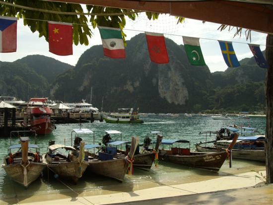 Located just next to the departure pier on Phi Phi island, this bar is popular amongst departing travellers. Located just next to the departure pier on Phi Phi island, this bar is popular amongst departing travellers.