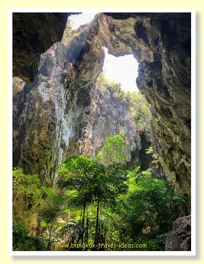 Arch of Phraya Nakhon cave Arch of Phraya Nakhon cave