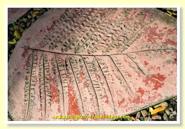 leaf pattern rama-9-park-13