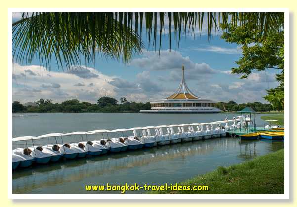 Lake view at Suan Luang park, Bangkok rama-9-park-05