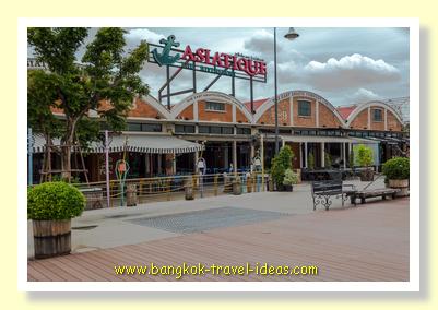 Asiatique Bangkok shopping