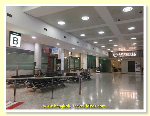 sydney-airport-lounge-23-01
