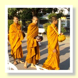 Thai monks in Ayutthaya small thailand buddhist monks 3