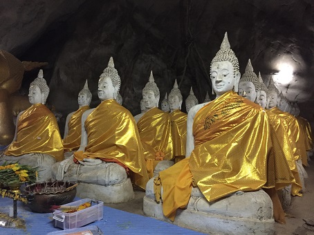 Buddha images at Wat Ao Noi cave Buddha images at Wat Ao Noi cave