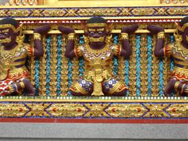 Wat Bang Phli Yai Nai mouldings